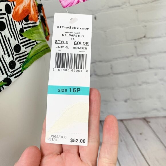 NEW ALFRED DUNNER TROPICAL ST BARTH'S TOP - 16P - Picture 5 of 6